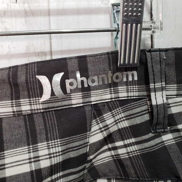 Hurley Phantom Black White Plaid Walking Shorts - Picture 7 of 9